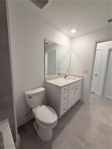 3844 Treasure Oak WAY, Fort Myers, FL 33905