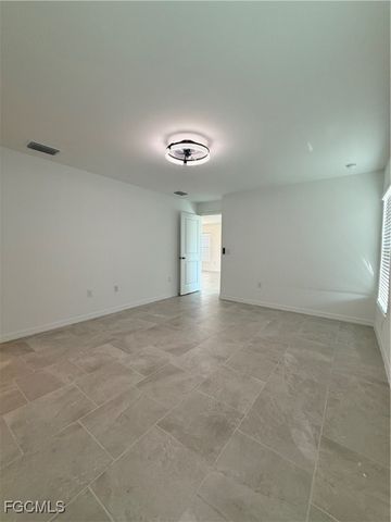 3844 Treasure Oak WAY, Fort Myers, FL 33905