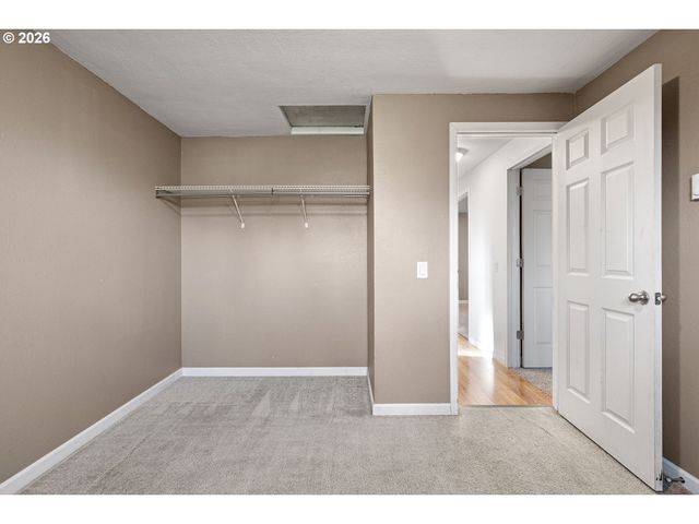 775 54TH St, Springfield, OR 97478