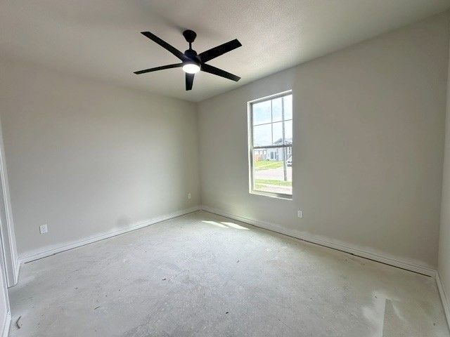 7714 Superman Dr, Corpus Christi, TX 78414