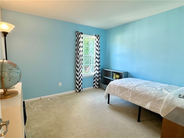 48 Willow Bridge, Penfield, NY 14526