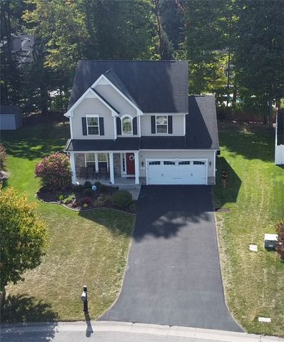 48 Willow Bridge, Penfield, NY 14526