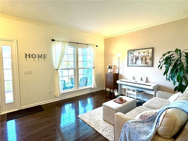 48 Willow Bridge, Penfield, NY 14526