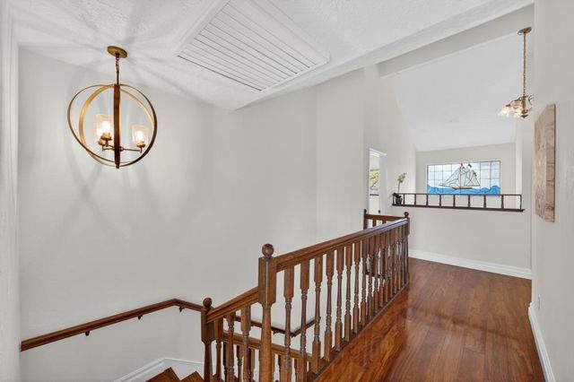 736 Shoreside Dr, Sacramento, CA 95831