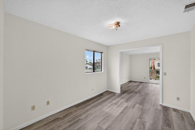 736 Shoreside Dr, Sacramento, CA 95831
