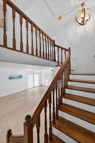 736 Shoreside Dr, Sacramento, CA 95831