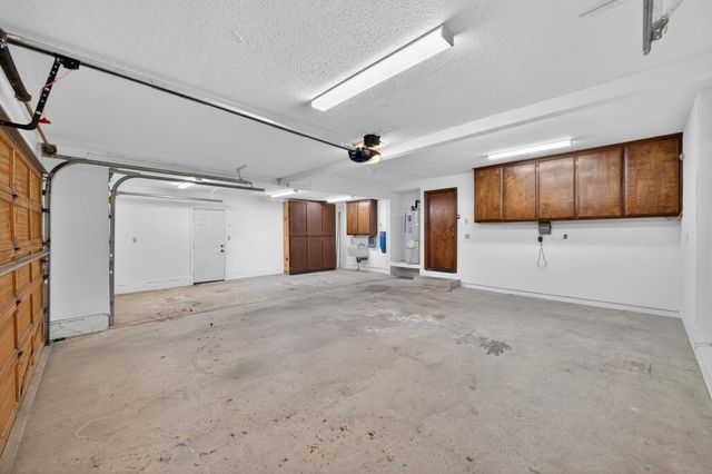 736 Shoreside Dr, Sacramento, CA 95831