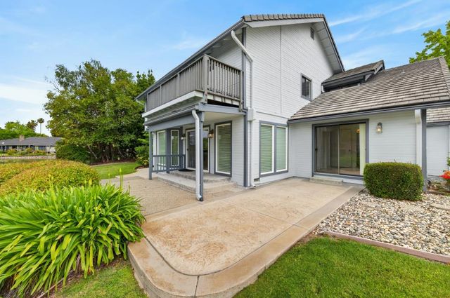 736 Shoreside Dr, Sacramento, CA 95831