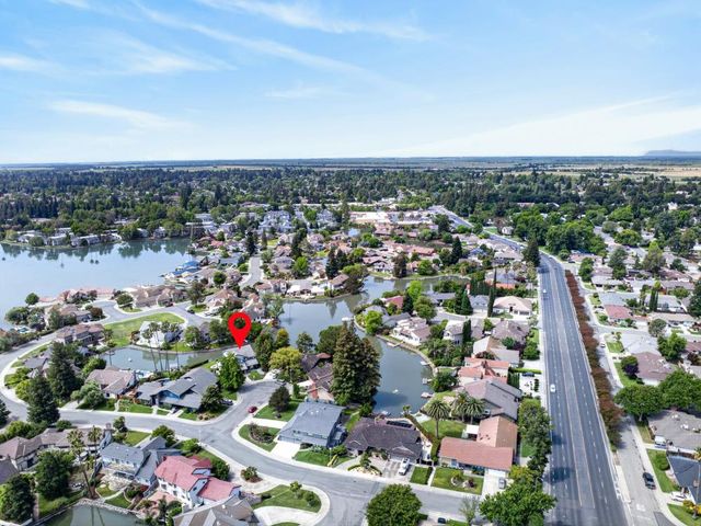 736 Shoreside Dr, Sacramento, CA 95831