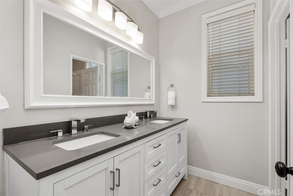 Image 21 of property listing at 6 Coffeeberry Court, Coto De Caza, CA 92679