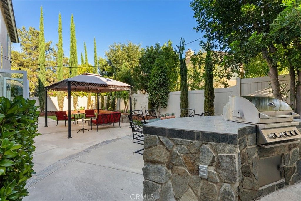 Image 27 of property listing at 6 Coffeeberry Court, Coto De Caza, CA 92679