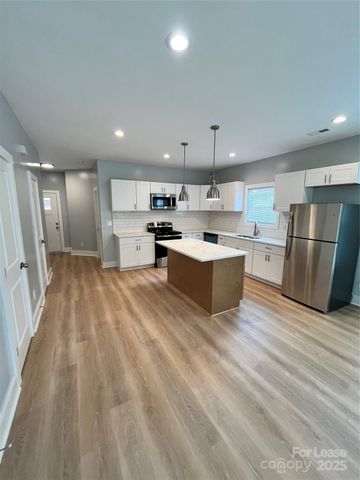 1815 Newcastle Street A, Charlotte, NC 28216