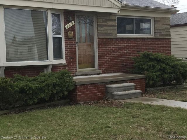 729 Cleophus Parkway, Lincoln Park, MI 48146
