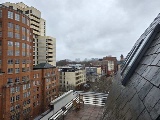 950 Massachusetts Ave PH1, Cambridge, MA 02139