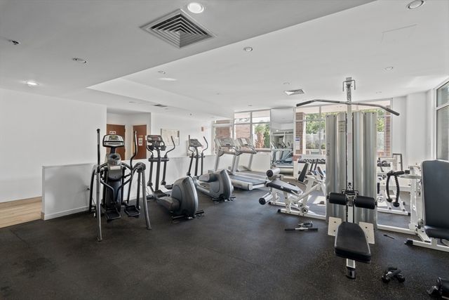 950 Massachusetts Ave PH1, Cambridge, MA 02139