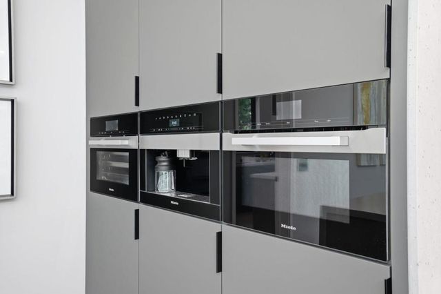 90 Crescent Drive, Palo Alto, CA 94301