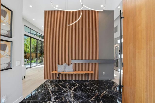 90 Crescent Drive, Palo Alto, CA 94301