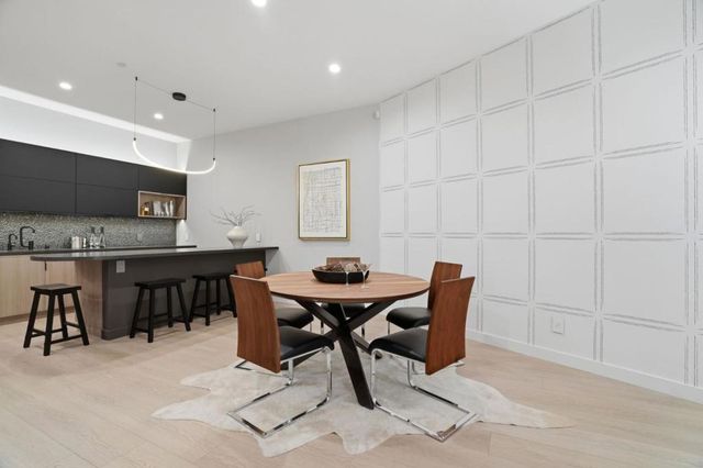 90 Crescent Drive, Palo Alto, CA 94301