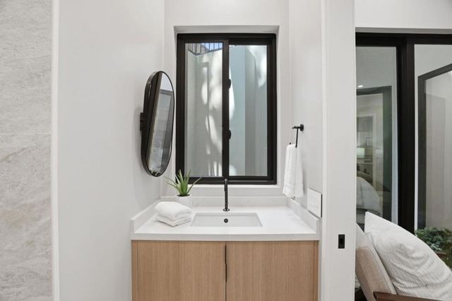 90 Crescent Drive, Palo Alto, CA 94301