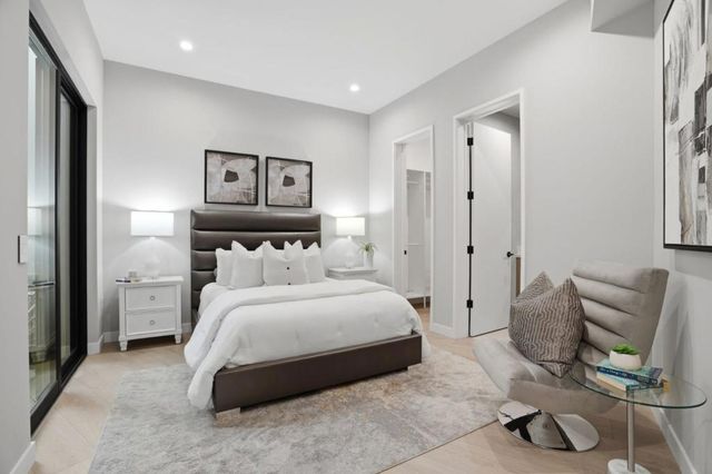 90 Crescent Drive, Palo Alto, CA 94301