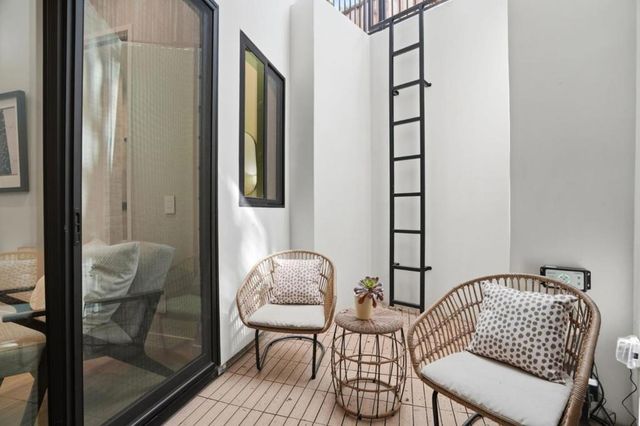 90 Crescent Drive, Palo Alto, CA 94301