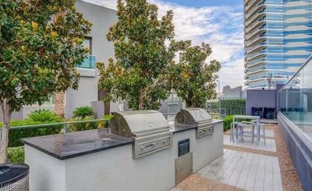 4535 Dean Martin Drive 107, Las Vegas, NV 89103