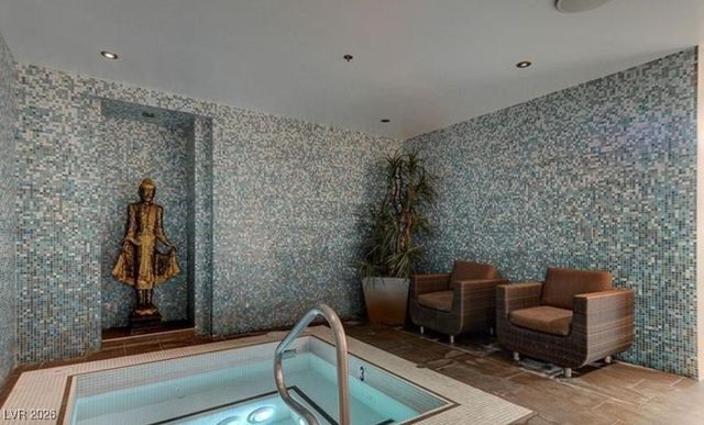 4535 Dean Martin Drive 107, Las Vegas, NV 89103