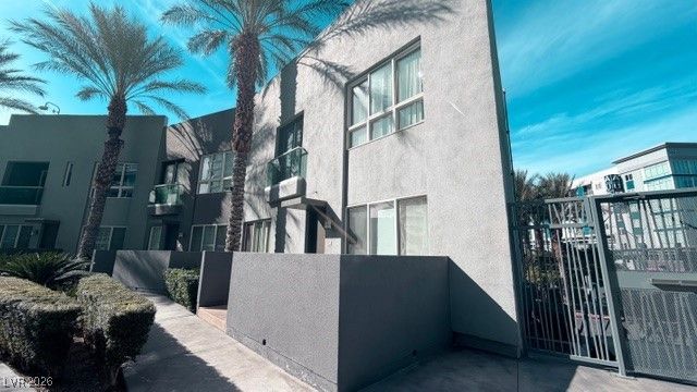 4535 Dean Martin Drive 107, Las Vegas, NV 89103
