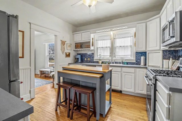 819 E Loomis Street, Ludington, MI 49431