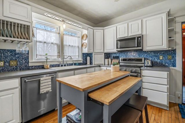 819 E Loomis Street, Ludington, MI 49431