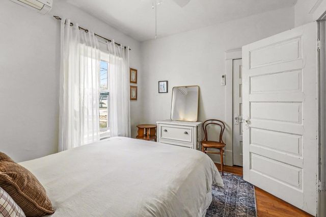 819 E Loomis Street, Ludington, MI 49431