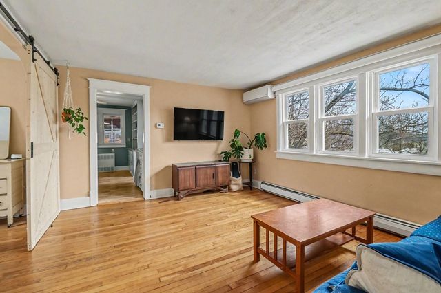 819 E Loomis Street, Ludington, MI 49431