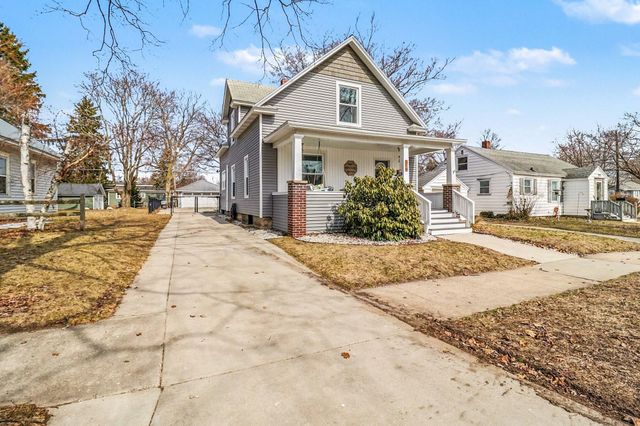 819 E Loomis Street, Ludington, MI 49431