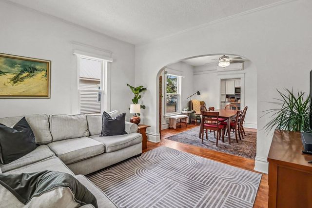 819 E Loomis Street, Ludington, MI 49431