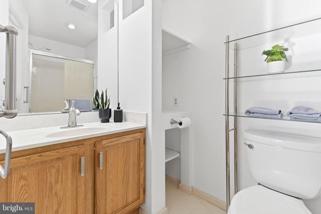 123 PINNACLE POINT DR, Lancaster, PA 17601