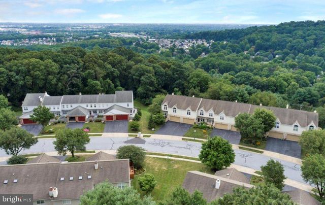 123 PINNACLE POINT DR, Lancaster, PA 17601