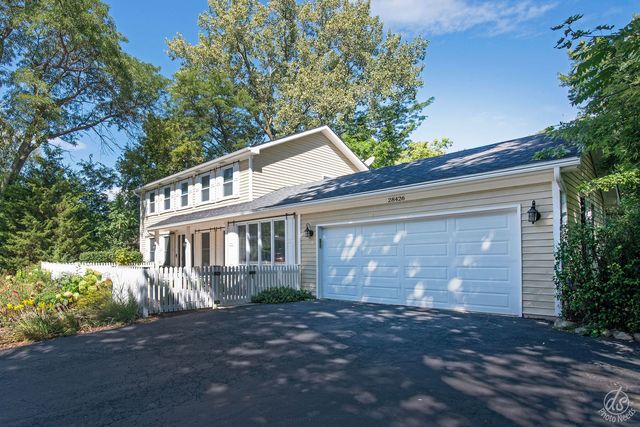 28426 W Lindbergh Drive, Barrington, IL 60010