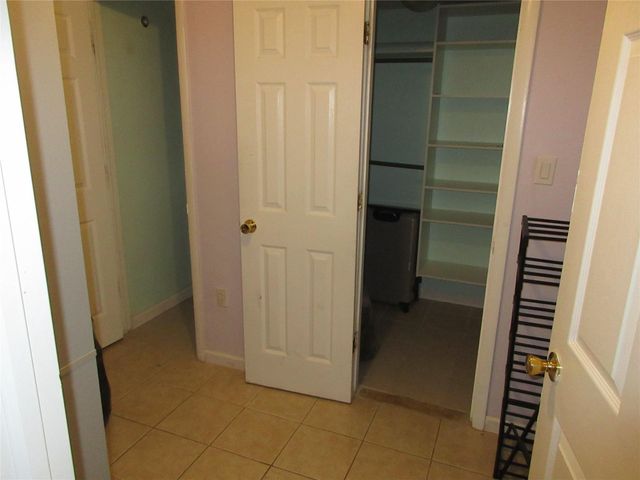 3922 Ely Avenue, Bronx, NY 10466