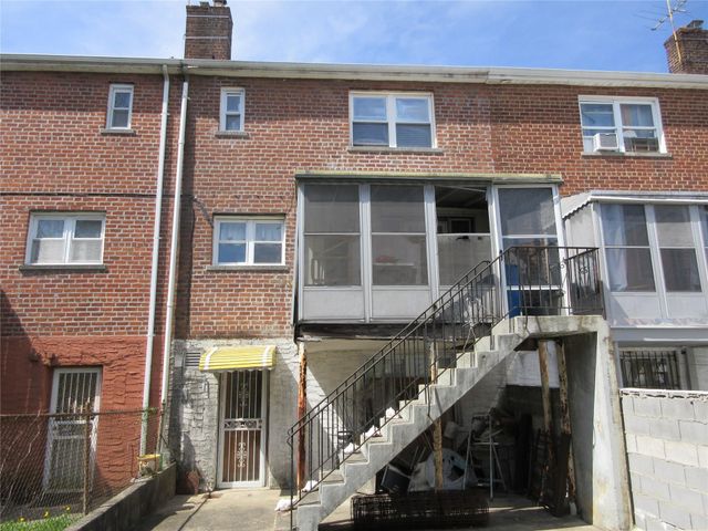 3922 Ely Avenue, Bronx, NY 10466
