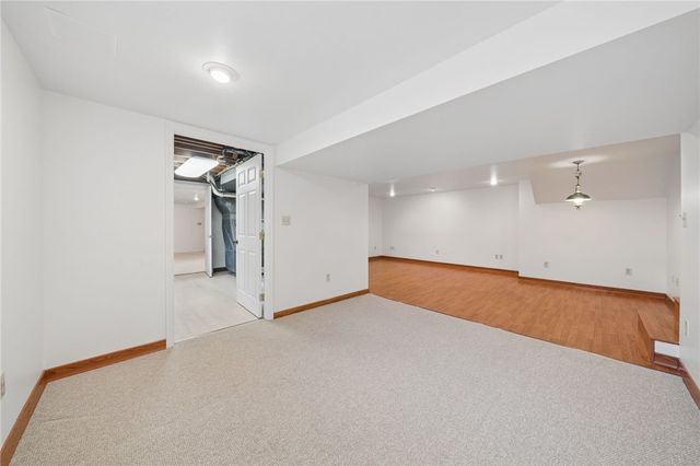 204 LIBERTY, Rostraver, PA 15012