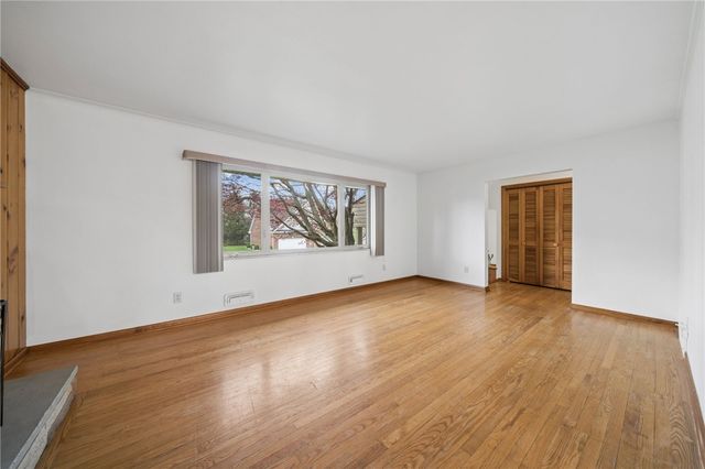 204 LIBERTY, Rostraver, PA 15012