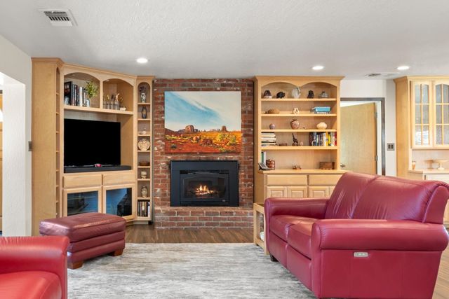 4015 Bonanza Way, Loomis, CA 95650