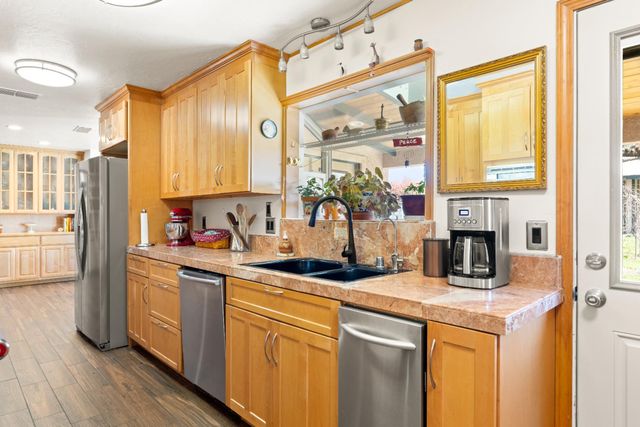 4015 Bonanza Way, Loomis, CA 95650