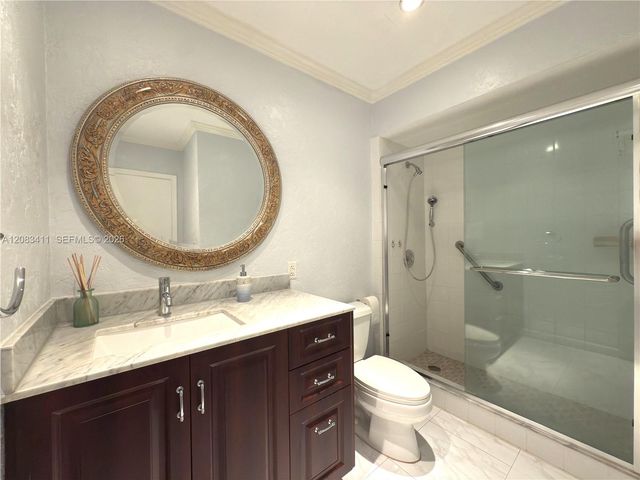 2340 NE 9th Street 210, Fort Lauderdale, FL 33304