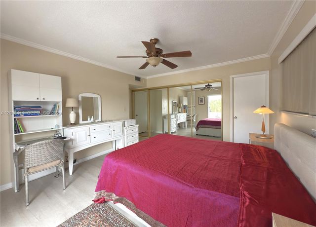2340 NE 9th Street 210, Fort Lauderdale, FL 33304