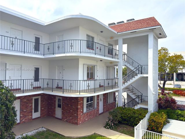 2340 NE 9th Street 210, Fort Lauderdale, FL 33304