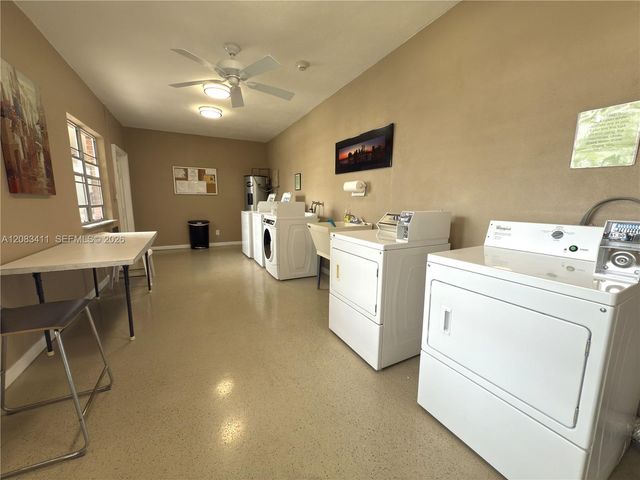 2340 NE 9th Street 210, Fort Lauderdale, FL 33304