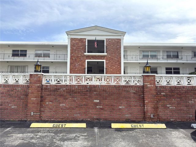 2340 NE 9th Street 210, Fort Lauderdale, FL 33304
