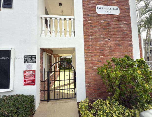 2340 NE 9th Street 210, Fort Lauderdale, FL 33304