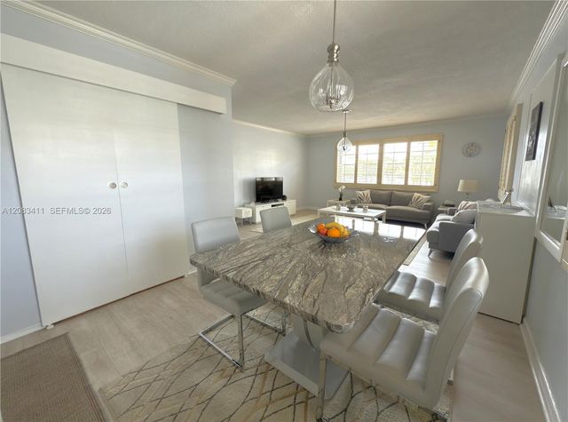 2340 NE 9th Street 210, Fort Lauderdale, FL 33304